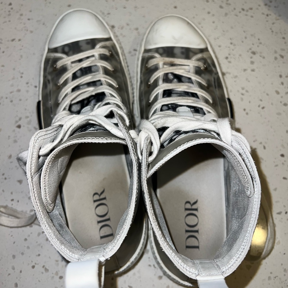 Dior Black and White High-Top Sneakers - Picture 7 of 9